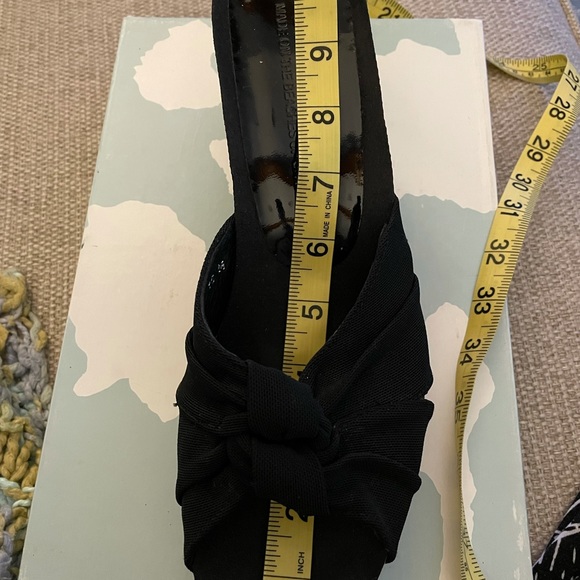 Donald Pliner Bridley Black platform sandal sz 10 - Picture 11 of 13